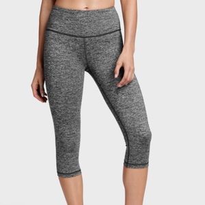 VICTORIAS SECRET knockout crop women’s small